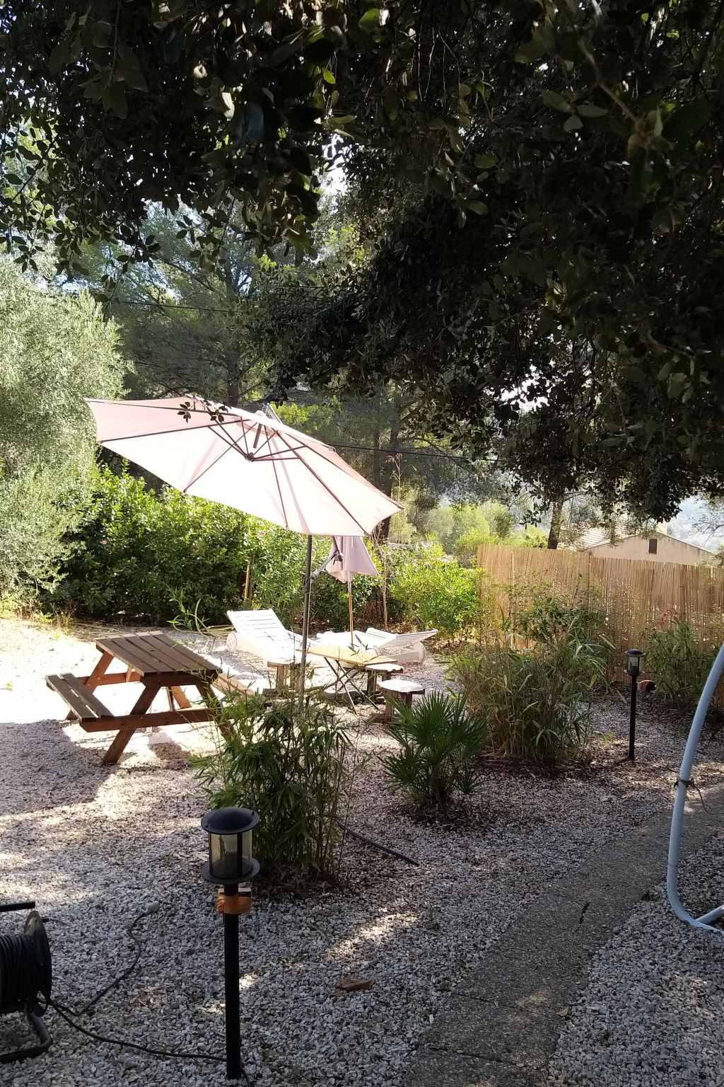 Mit Terrasse, mitten in der Natur-Binnen