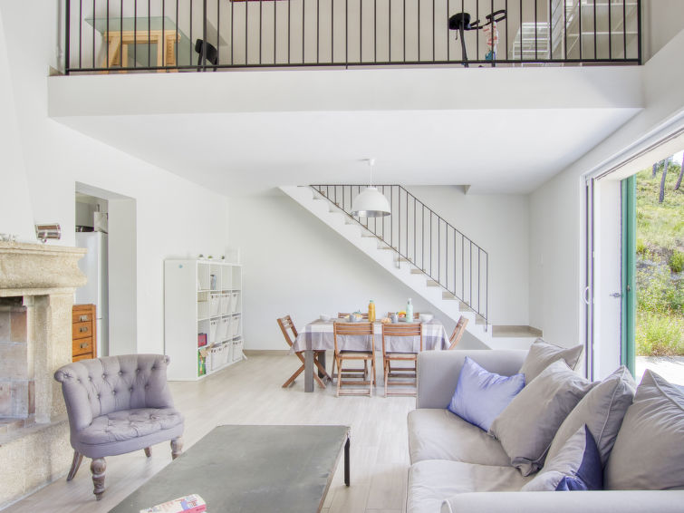 Search and Stay destination Saint-Cyr-sur-Mer, Provence-Alpes-Côte d'Azur - France from AU$ 383. la familiale
