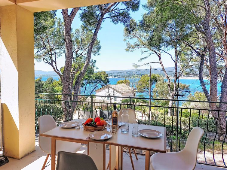 Zeezicht en rust in appartement Les Goelands, Saint Cyr sur Mer in Saint Cyr sur Mer La Madrague