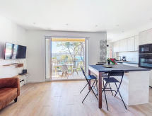 Appartement Les Goelands: zee & strand op 200 meter in Saint Cyr sur Mer - thumbnail 6