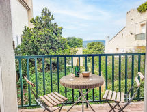 Knus appartement voor 4 aan de Côte d'Azur, 200m van strand - thumbnail 1