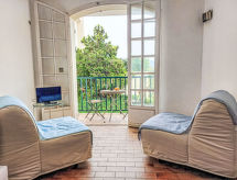 Knus appartement voor 4 aan de Côte d'Azur, 200m van strand - thumbnail 3