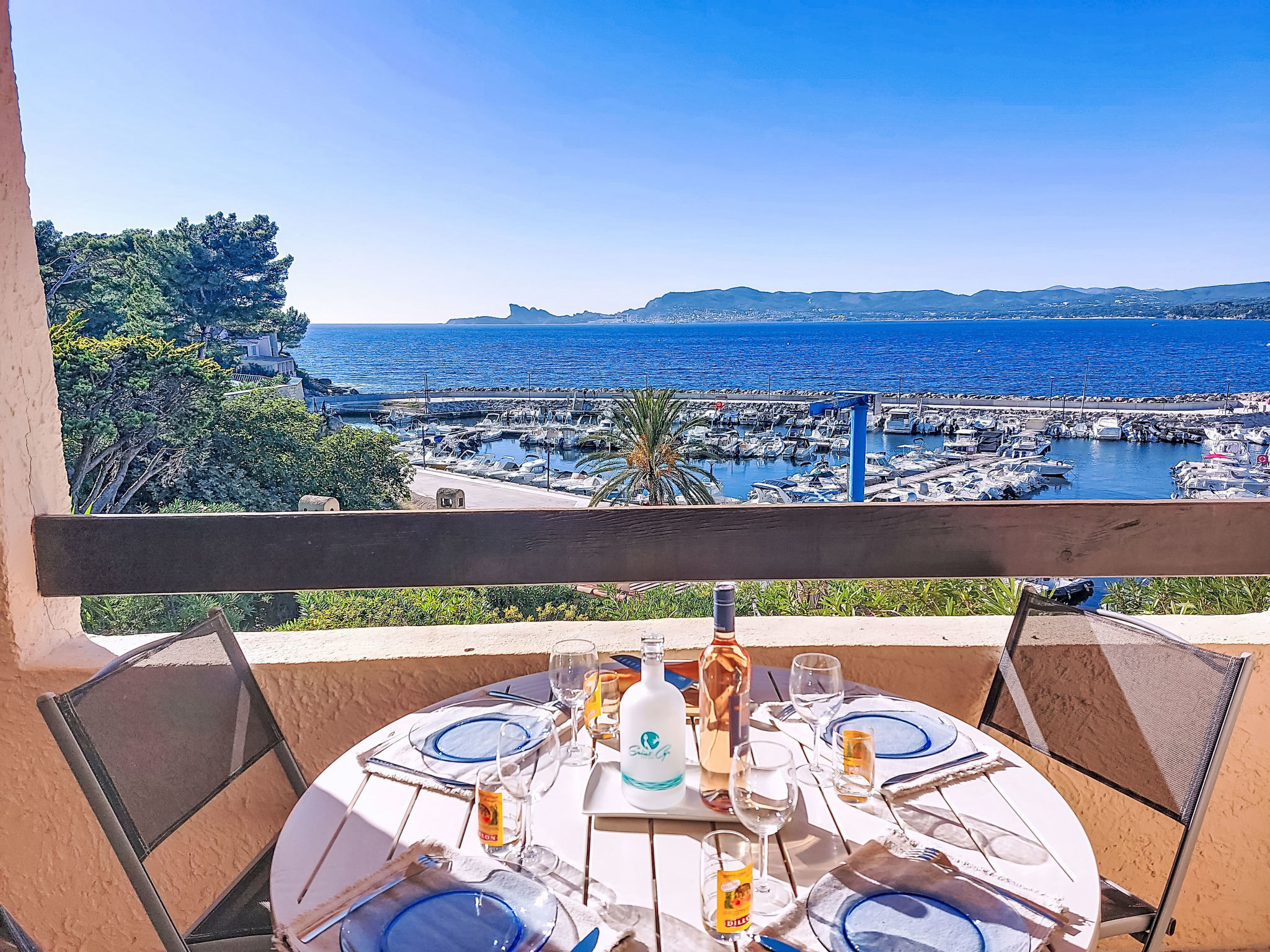 Château de la Madrague-Outside