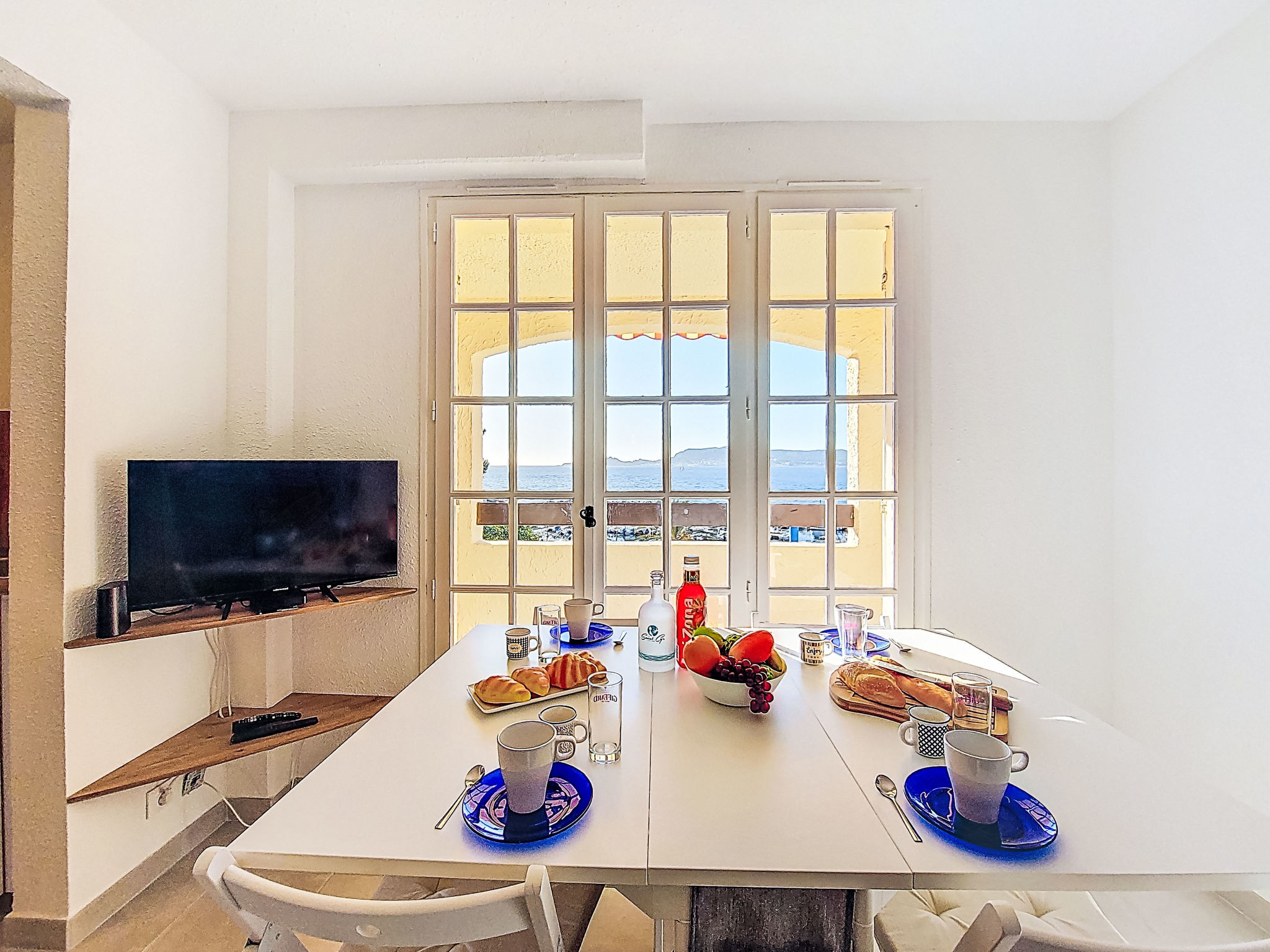 Château de la Madrague-Inside