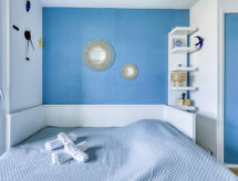 Op 600 m van zee: Knus appartement in Saint Cyr sur Mer La Madrague - thumbnail 6