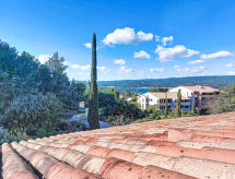 Zonnig studio-appartement op 400 meter van het strand in Saint Cyr sur Mer - thumbnail 5