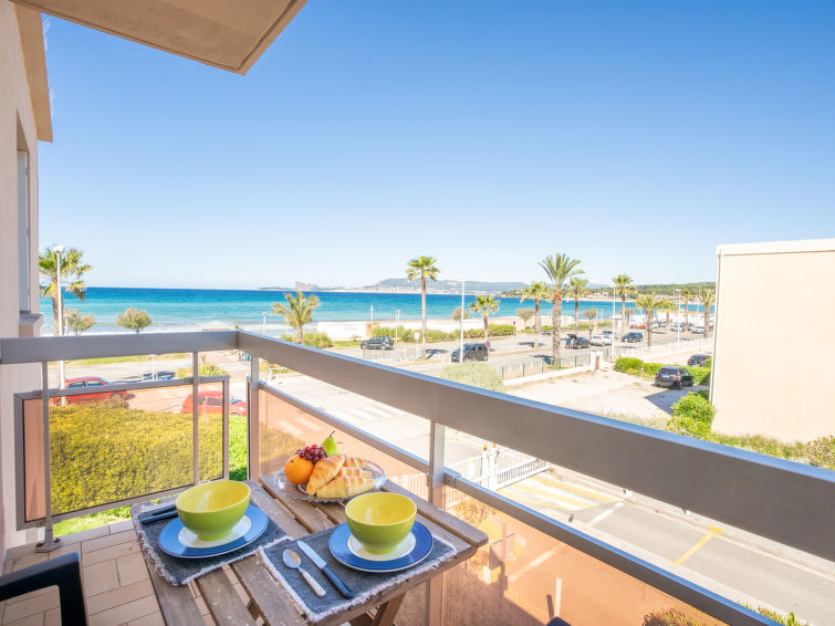 Knus appartement op 50 meter van het zandstrand in Les Lecques in Saint Cyr sur mer Les Lecques