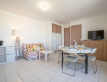 Knus appartement op 50 meter van het zandstrand in Les Lecques - thumbnail 5