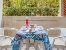 Knus appartement op 30 meter van het zandstrand in Saint Cyr sur Mer - thumbnail 2