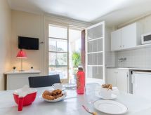 Knus appartement op 30 meter van het zandstrand van Les Lecques - thumbnail 4