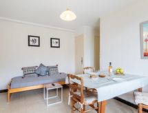 Knus appartement op 30 meter van het zandstrand in Saint Cyr sur mer - thumbnail 3