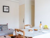 Knus appartement op 30 meter van het zandstrand in Saint Cyr sur mer - thumbnail 5