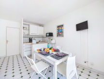 Knusse studio op 500m van strand Les Lecques met tuin - thumbnail 5
