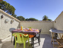 Licht appartement op 500m van strand Les Lecques - thumbnail 1