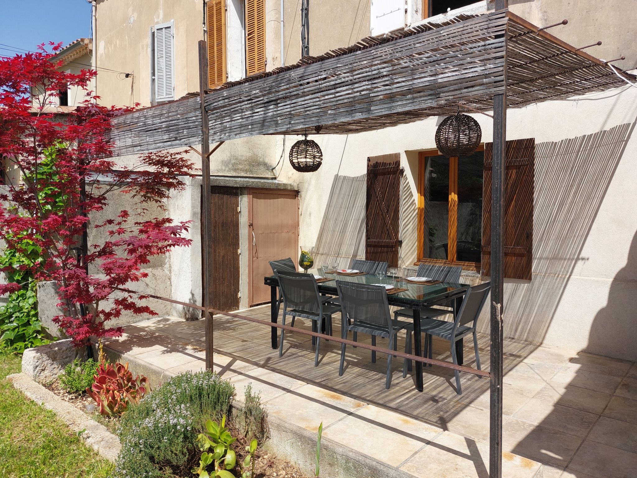 La Bastide Neuve-Buiten