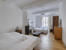 Centraal appartement in La Cadière d'Azur met uitzicht op de golfbaan - thumbnail 6
