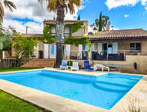 Villa La Romarine: Vrijstaand genieten tussen wijngaarden en de Côte d'Azur - thumbnail 1