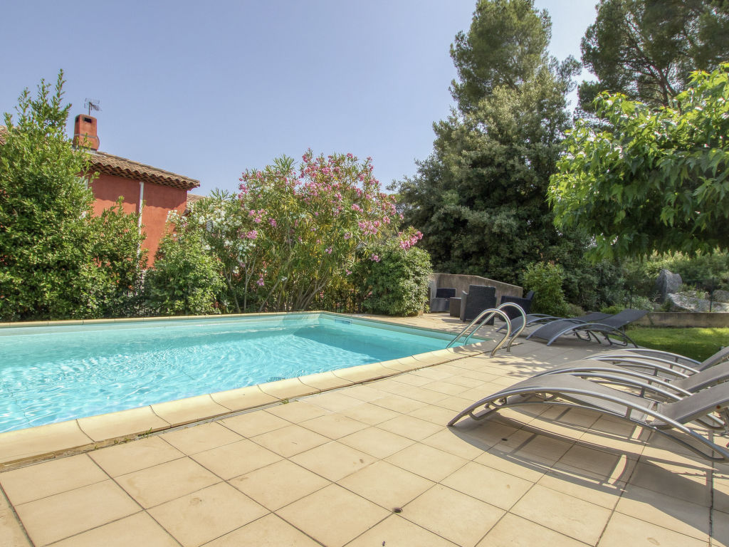 Le Puit des Oliviers 2 — Pool Outdoor
