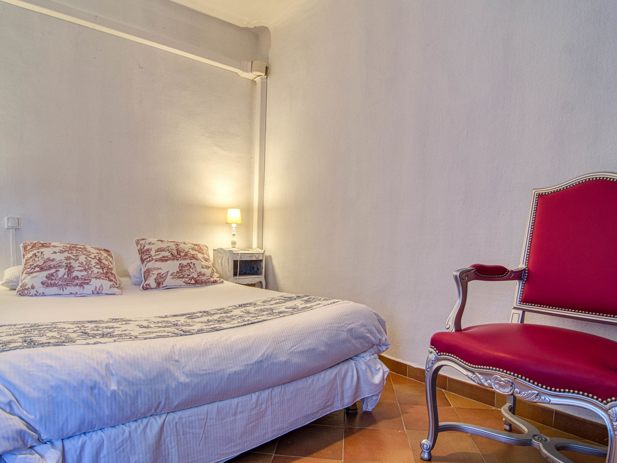 Ferme La Bastide de Magdeleine – Chambre, photo 26 sur 47