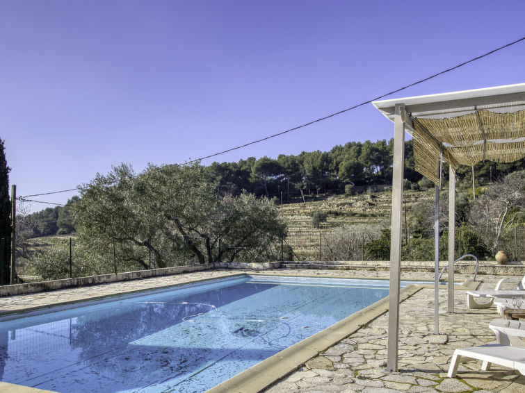 Image blog Why Le Beausset, Provence-Alpes-Côte d'Azur, France Is the Perfect Place for Families