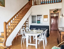 Appartement op 30 meter van het strand in Six Fours - thumbnail 2