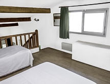 Appartement op 30 meter van het strand in Six Fours - thumbnail 5