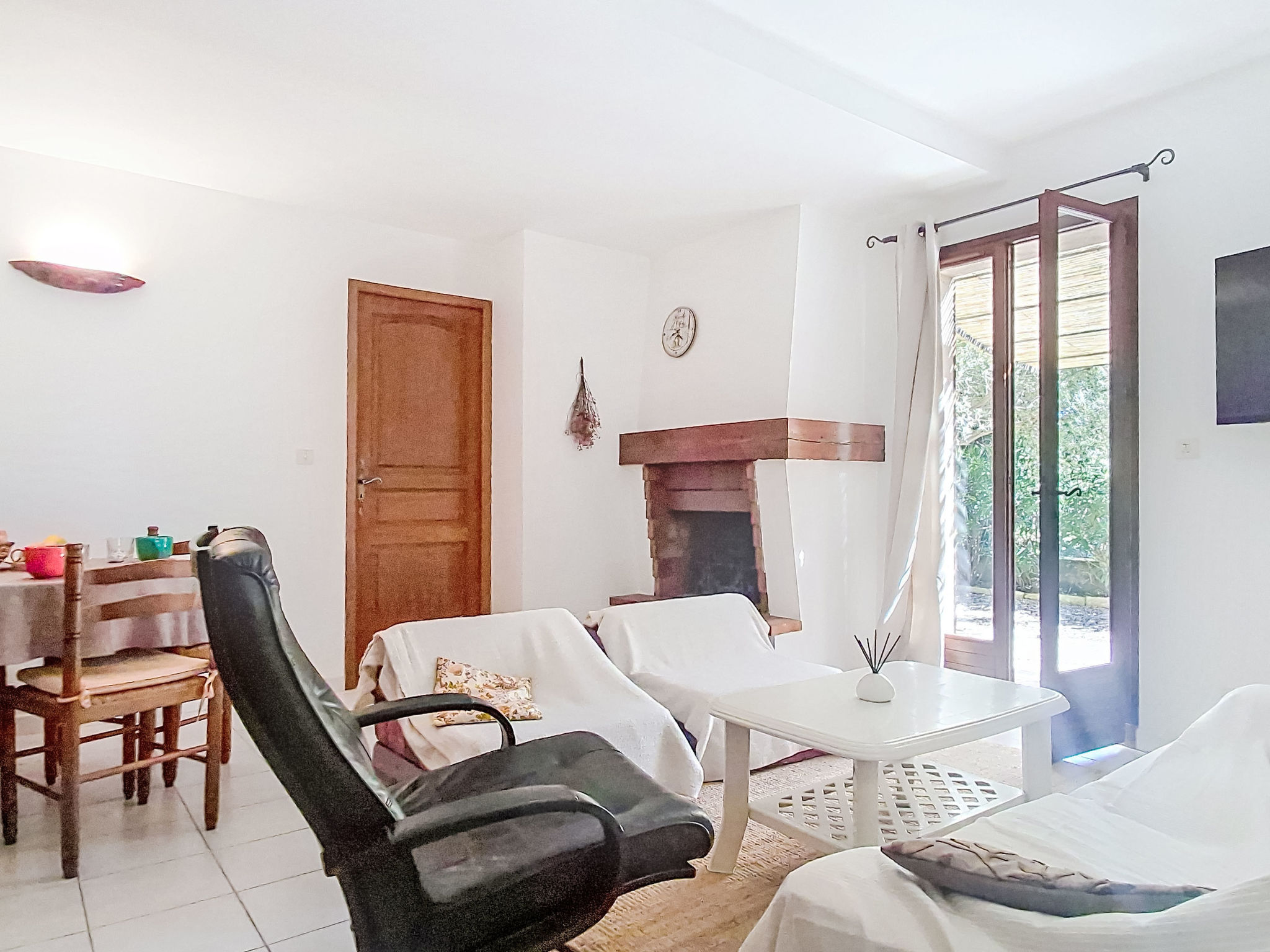 Villa le Cédre 17 - Binnen