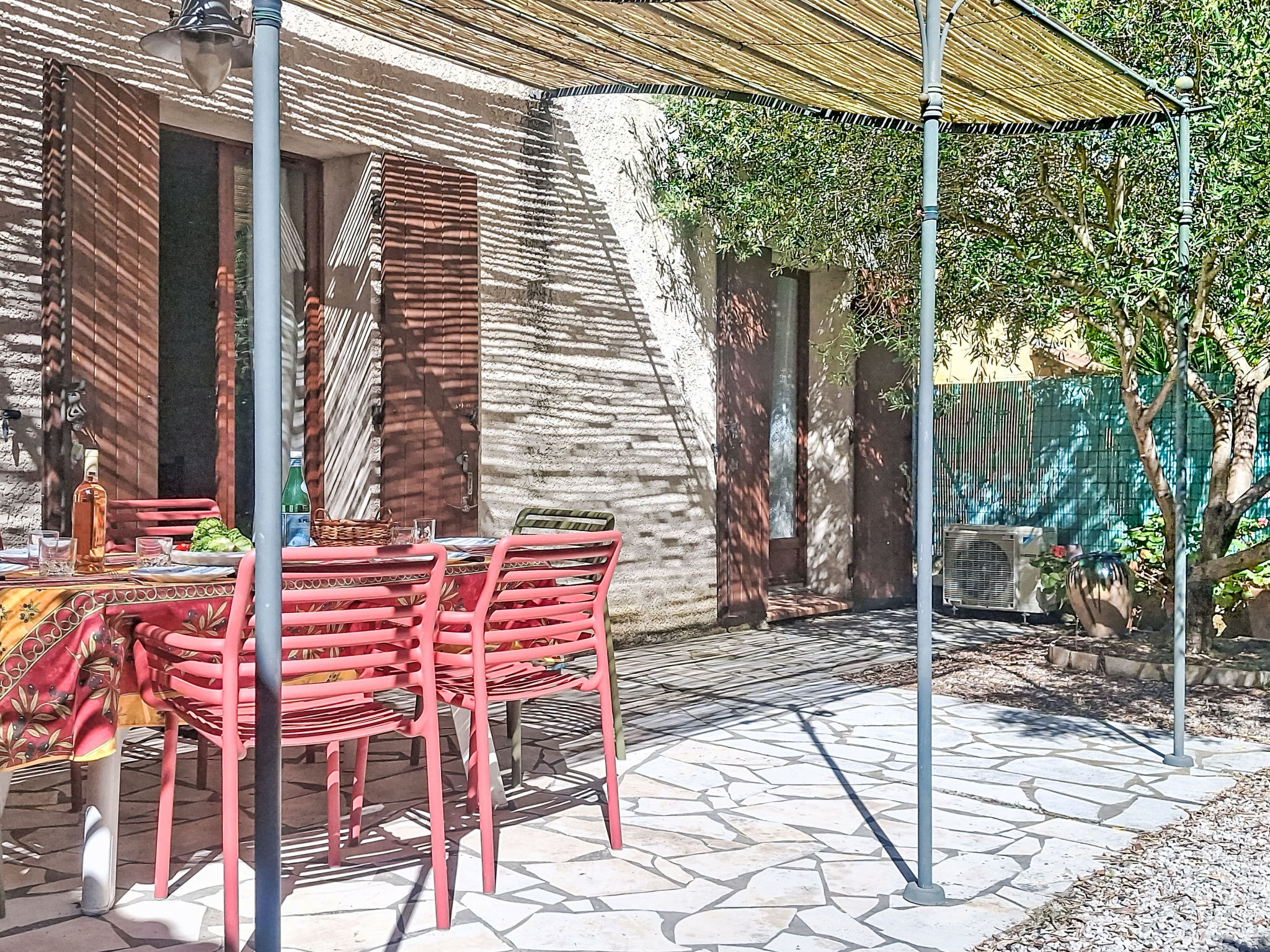 Villa le Cédre 17 - Buiten