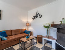 Vrijstaande vakantiewoning met tuin op 1,5 km van het strand van Six Fours - thumbnail 3