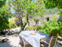 Mimosa: sfeervol appartement nabij strand en golf in Six Fours - thumbnail 1