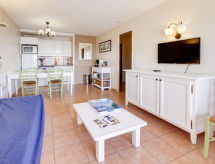 Licht appartement op 100 meter van zandstrand La Coudoulière met zwembad - thumbnail 6