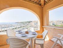 Licht appartement op 100 meter van zandstrand La Coudoulière met zwembad - thumbnail 2