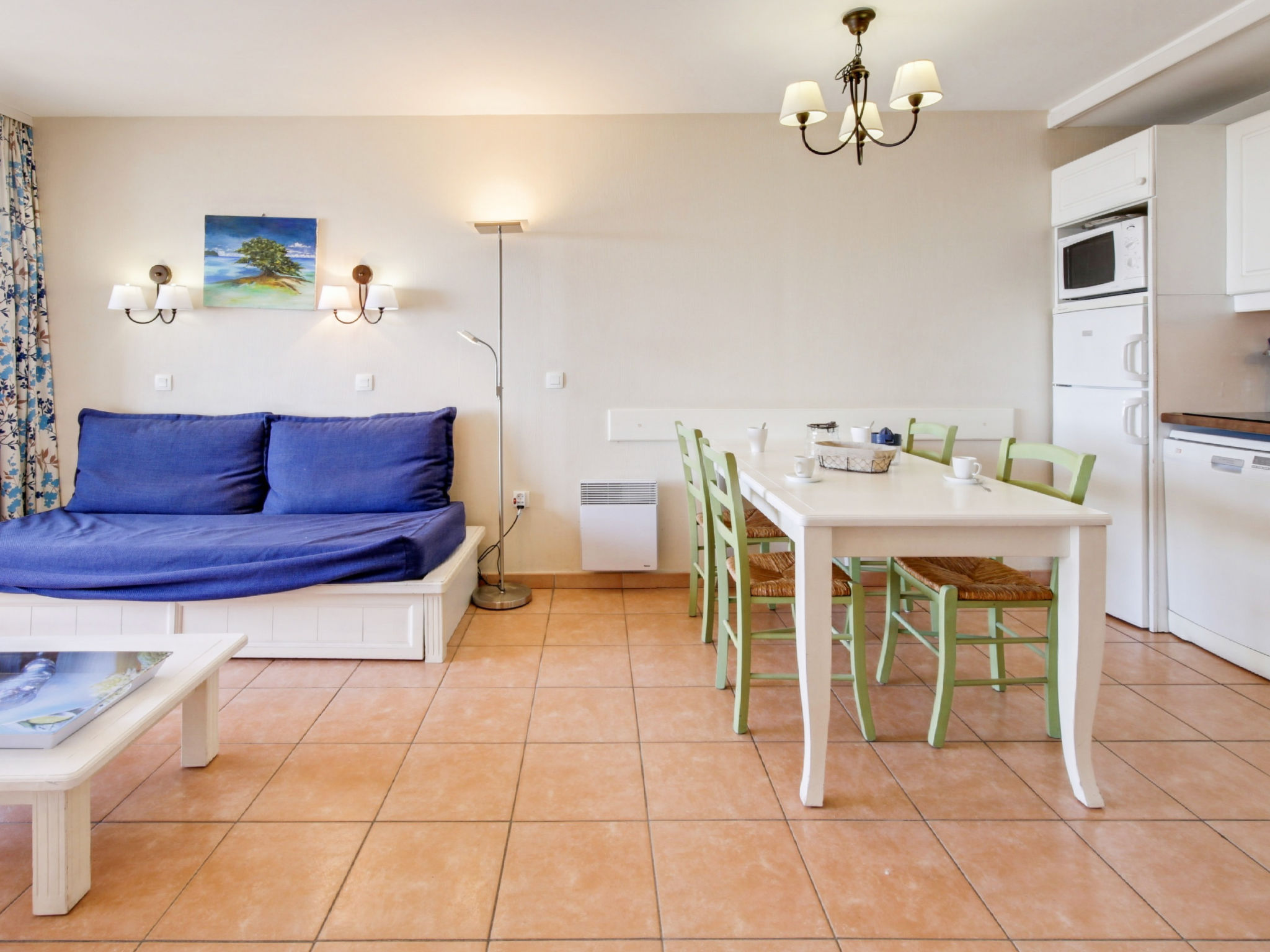 Licht appartement op 100 meter van zandstrand La Coudoulière met zwembad - foto 7
