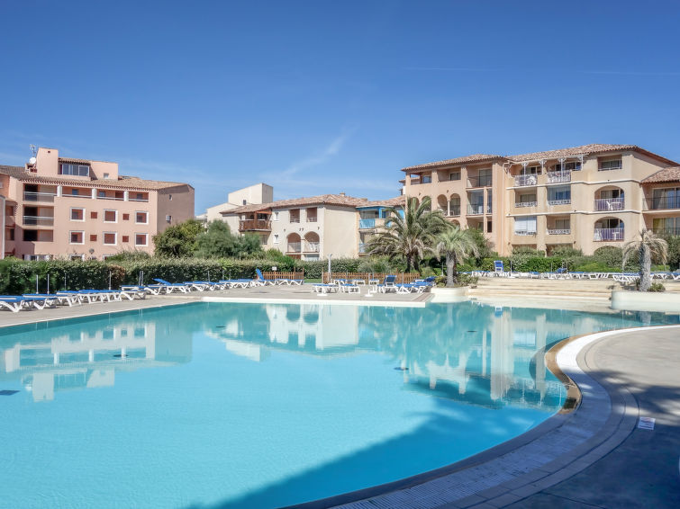 Search and Stay destination Six-Fours-les-Plages, Provence-Alpes-Côte d'Azur - France from AU$ 225. Les Rivages de Coudoulière