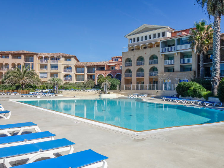Search and Stay destination Six-Fours-les-Plages, Provence-Alpes-Côte d'Azur - France from AU$ 255. Les Rivages de Coudoulière