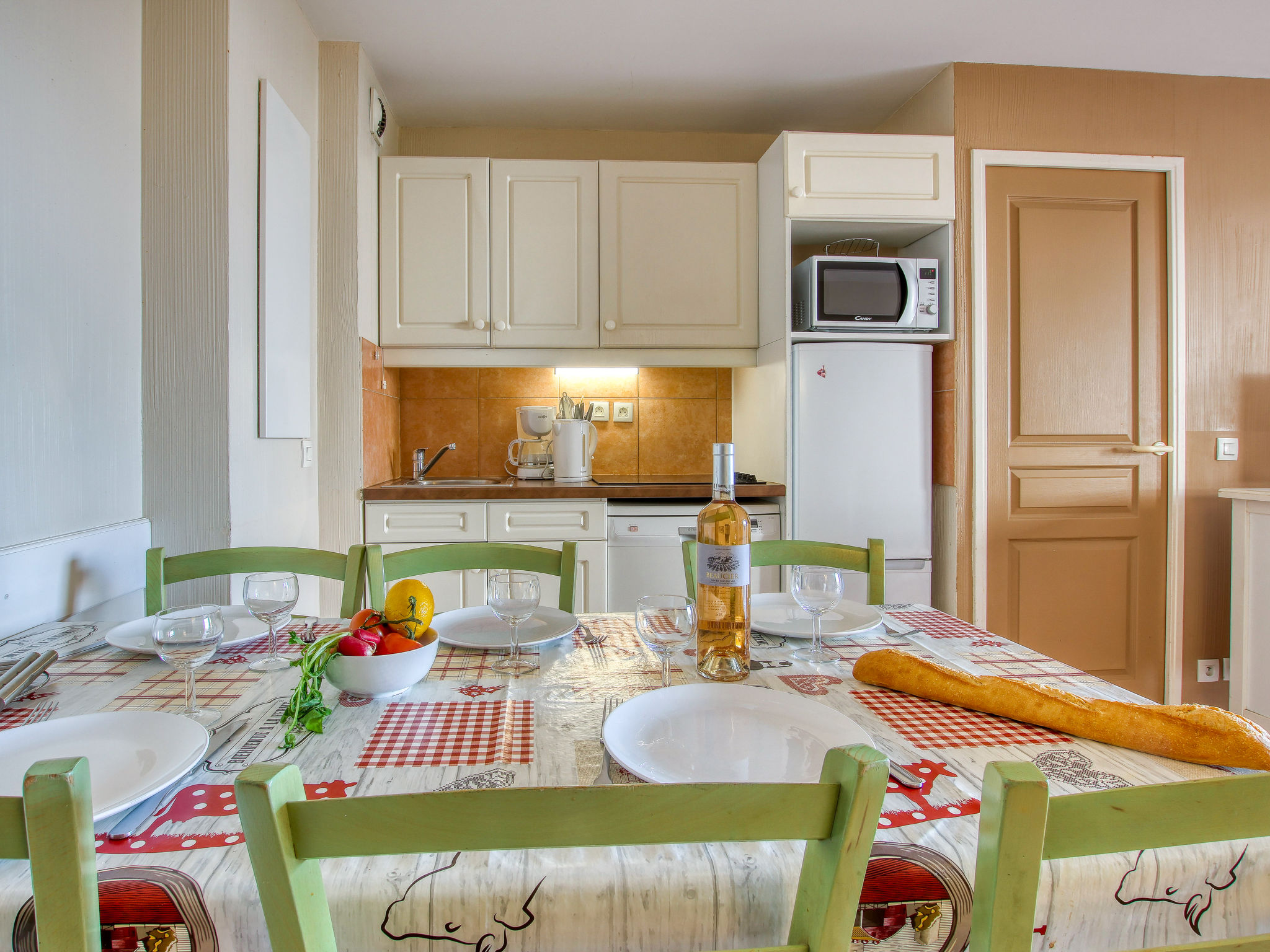Kitchen / Dining Room