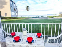 Knus appartement op 200 meter van het strand in Six Fours - thumbnail 1