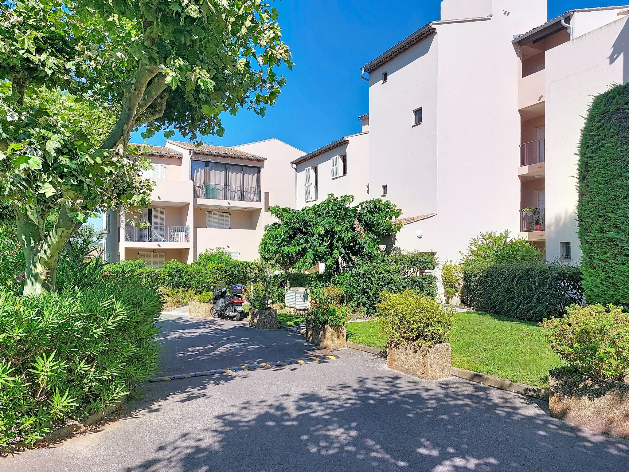 Le Luberon - Buiten