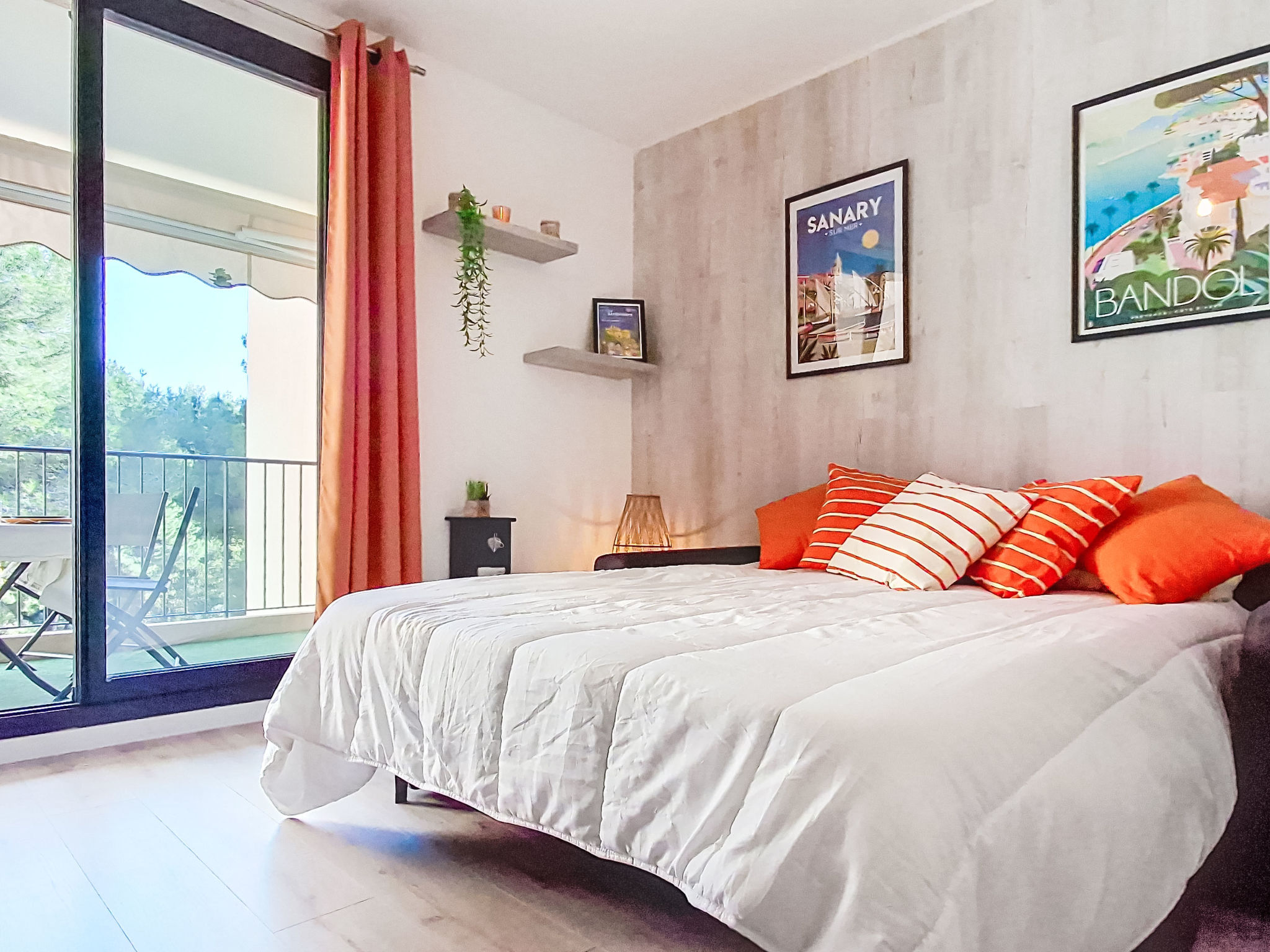 Le Luberon Loisirs-Binnen