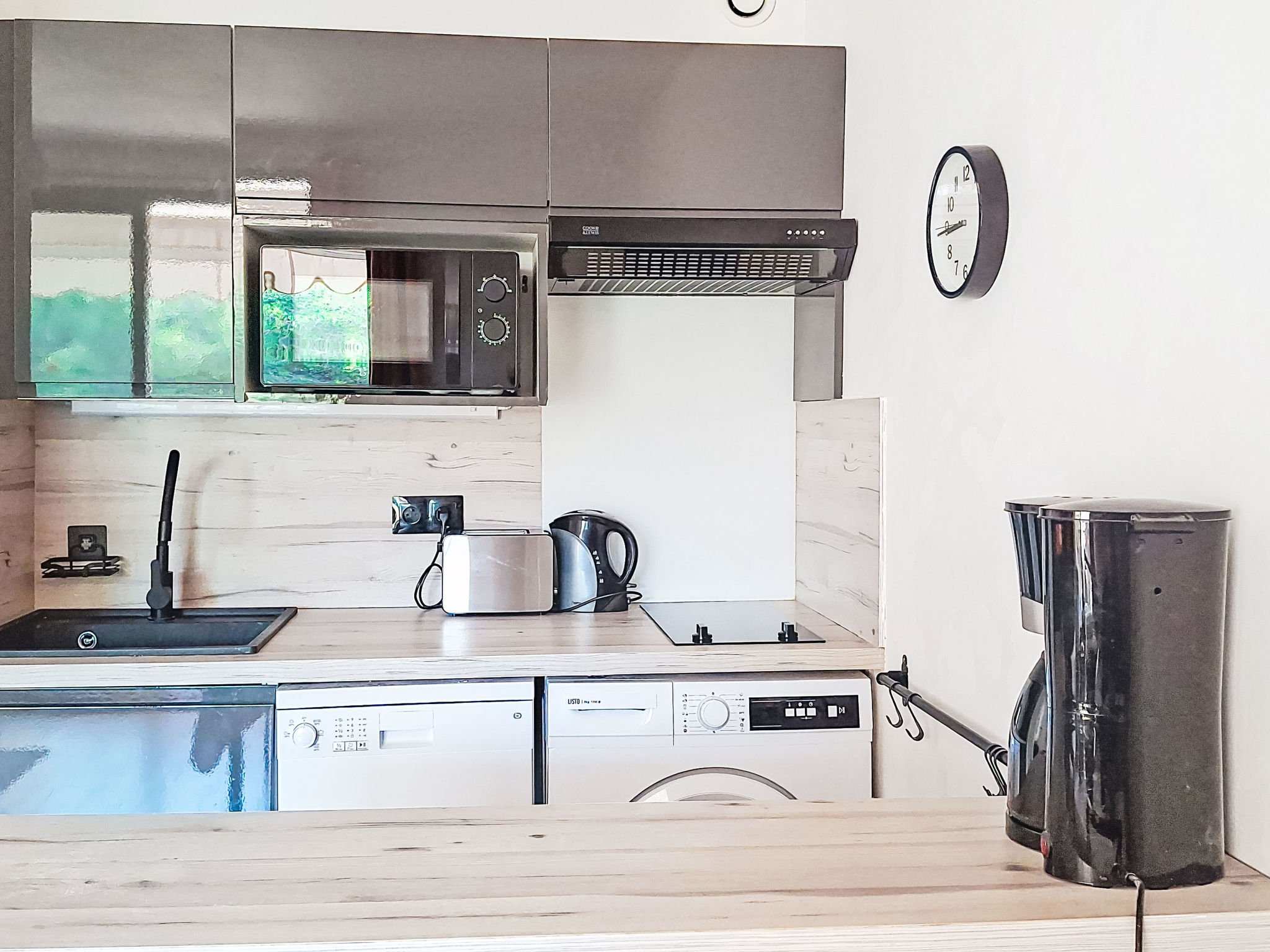 Le Luberon Loisirs-Binnen