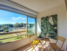 Knus appartement op 100m van het strand in Six Fours - thumbnail 1