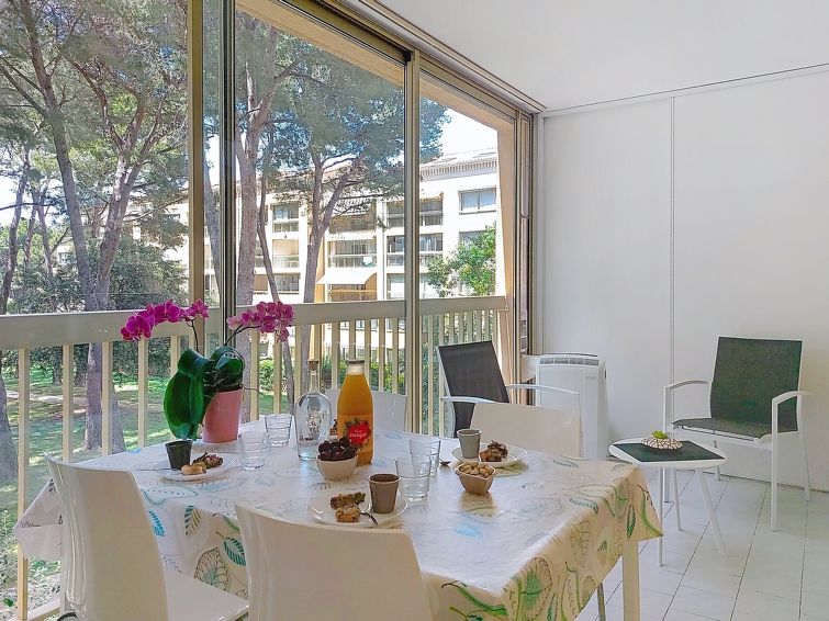 4-persoons appartement in Six Fours La Coudoulière nabij zee · 4 pers. in Six Fours