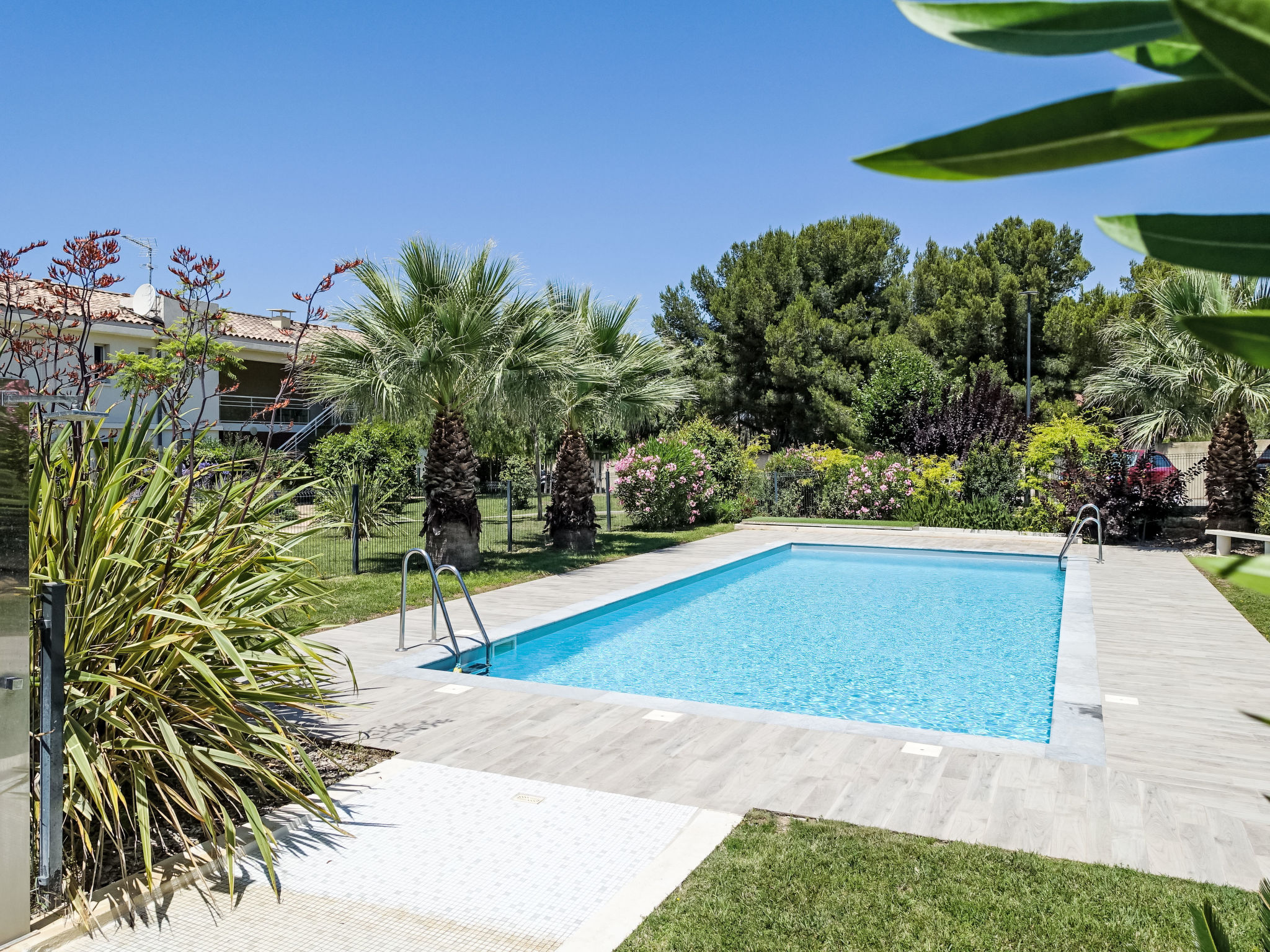 Les Terrasses d'Azur — Pool Outdoor (2 of 38)