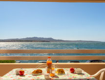 Appartement aan de Côte d'Azur in Sanary-sur-Mer, vlakbij strand Portissol - thumbnail 1