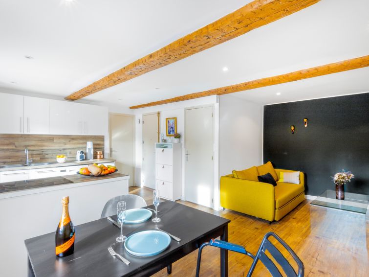 Op 600 m van zee: Licht appartement voor 4 personen in Toulon in Toulon