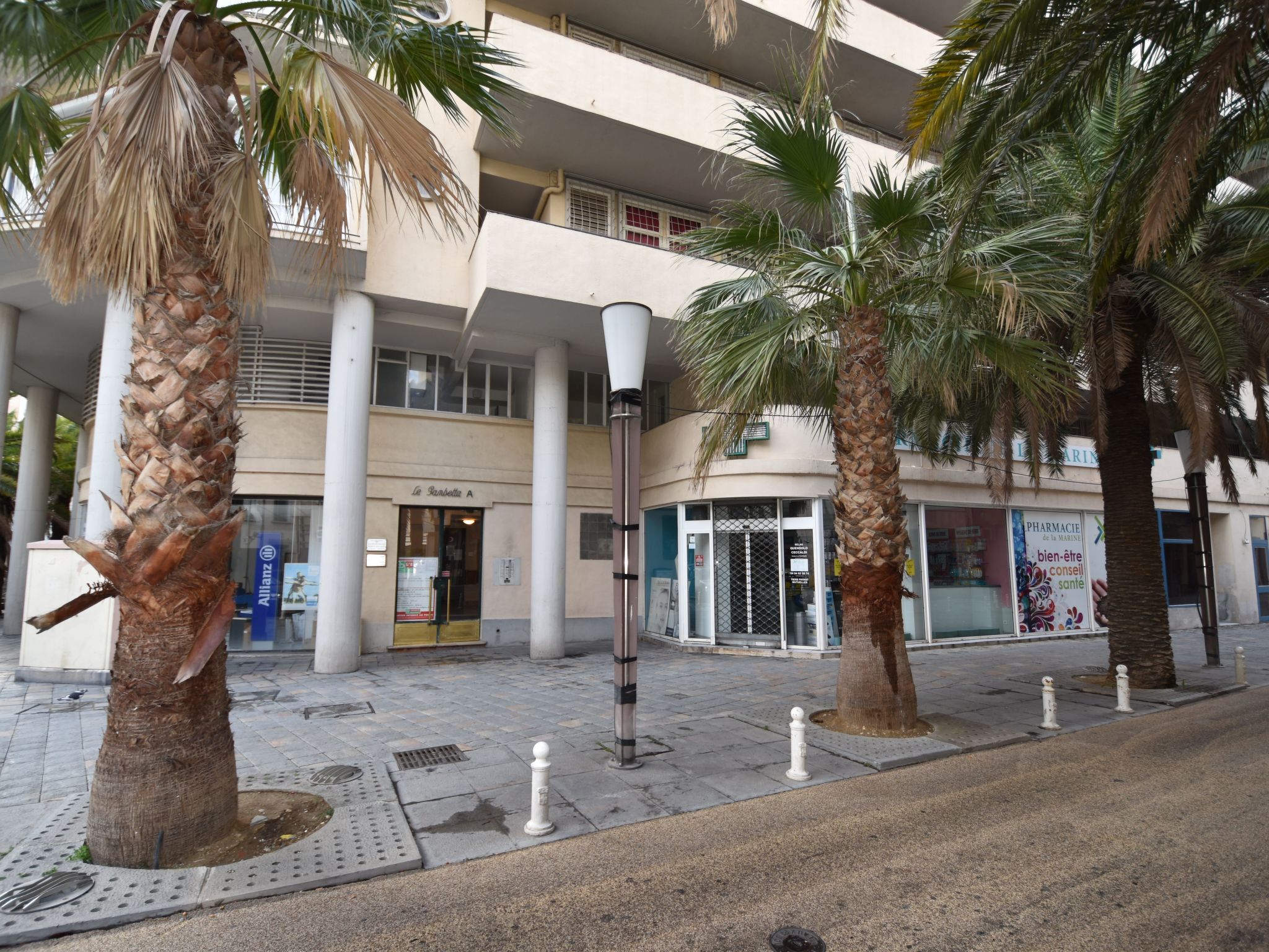 Le Gambetta-Image-tags.info