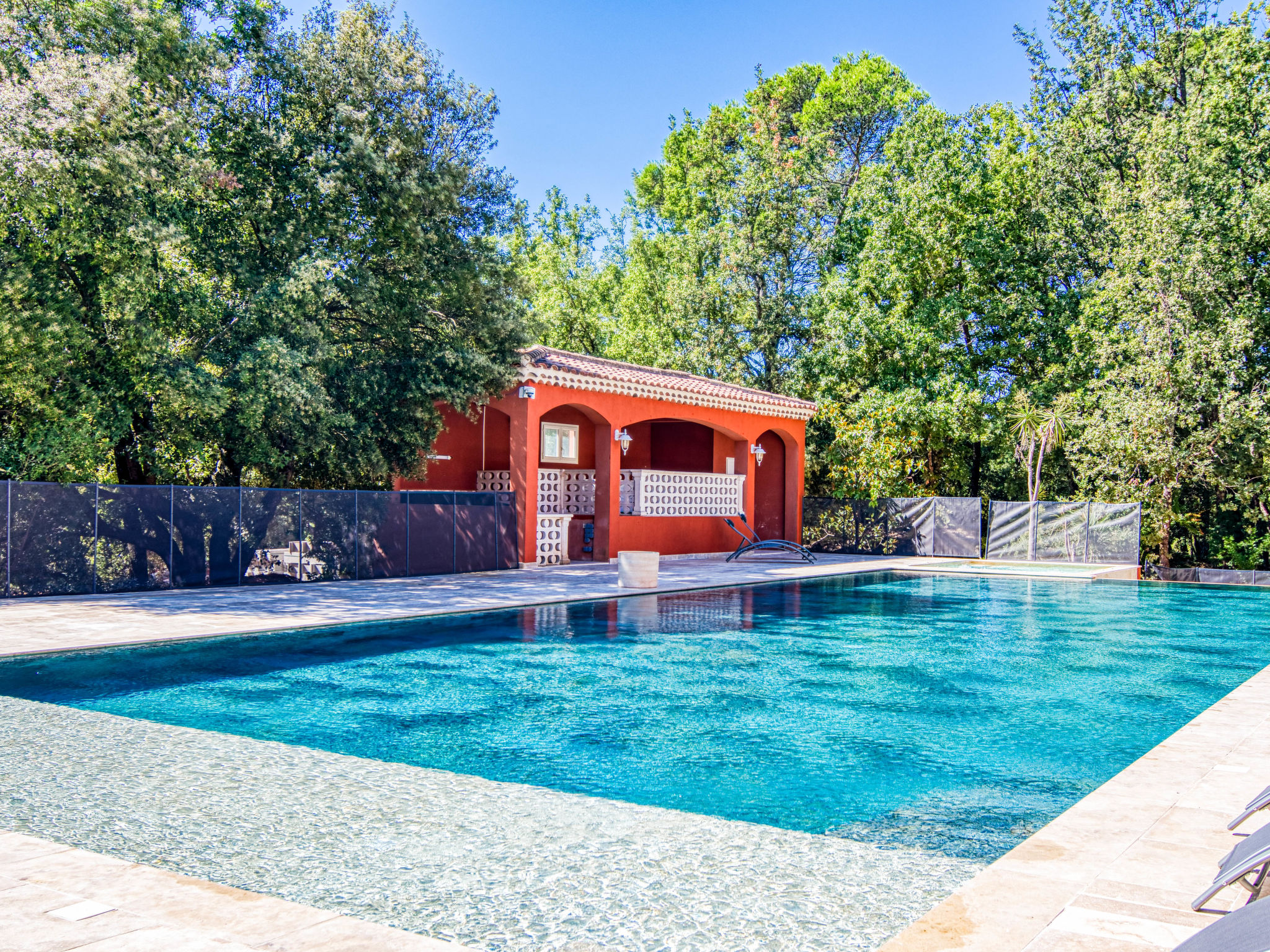 Maison La Bonne Nouvelle – Piscine extérieure, photo 55 sur 71