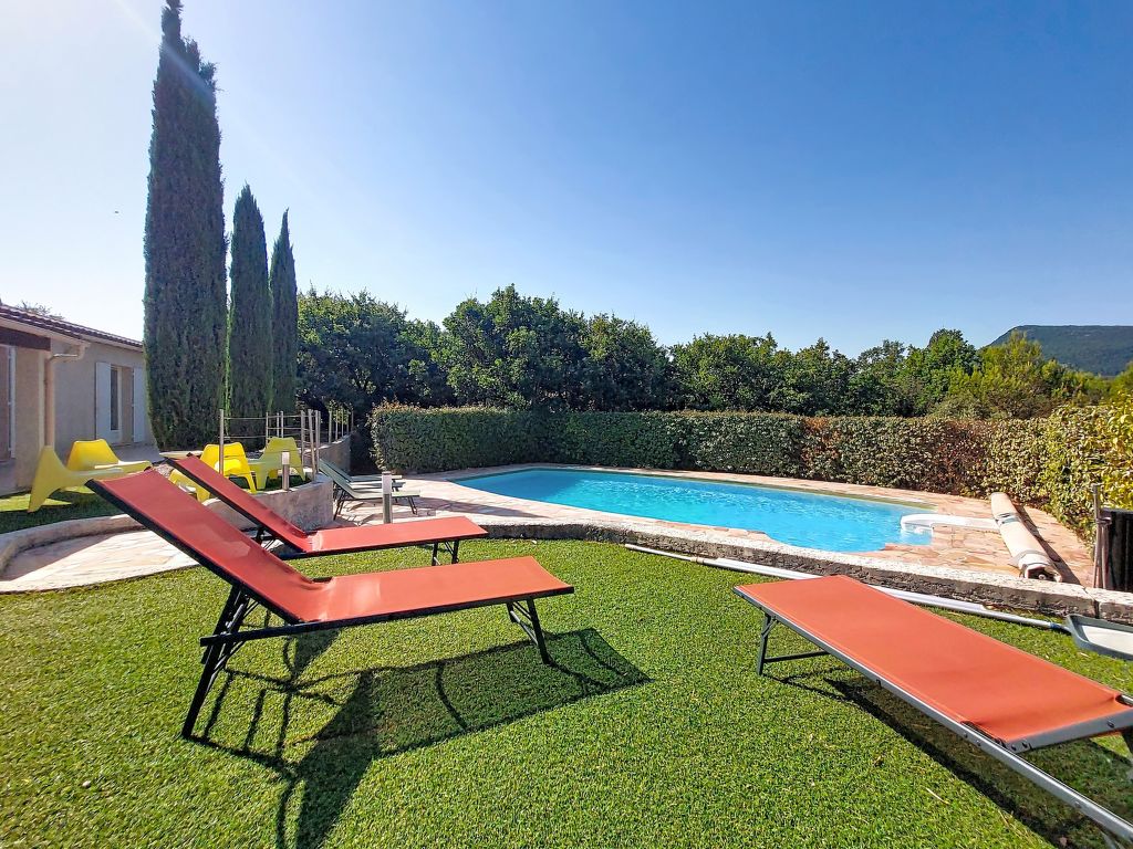 Bois d'Astros — Terrace