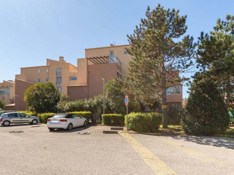 Search and Stay destination Le Pradet, Provence-Alpes-Côte d'Azur - France from AU$ 279. Les Roches Bleues