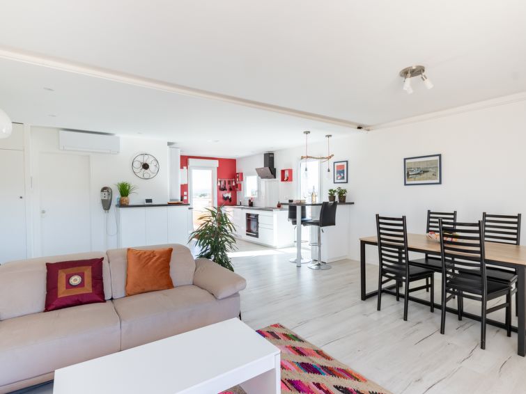 Search and Stay destination Le Pradet, Provence-Alpes-Côte d'Azur - France from AU$ 279. Les Roches Bleues